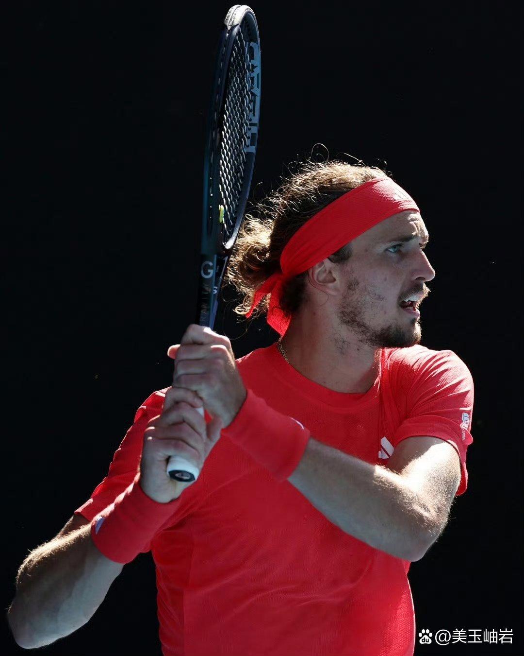 关于德约科维奇新星赛况扑朔迷离表现惊艳，西班牙队未来可期！的信息